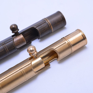 Di alta qualità di bambù di qualità in ottone puro del raccoglitore di materiale bolt action <span class=keywords><strong>penna</strong></span> auto all'aperto proteggere regali di sopravvivenza tactical <span class=keywords><strong>penna</strong></span> a sfera - Product Image 4