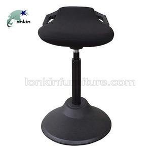 Silla <span class=keywords><strong>de</strong></span> Escritorio con Altura Ajustable, Taburete Giratorio Ergonómico para Estar <span class=keywords><strong>de</strong></span> <span class=keywords><strong>Pie</strong></span>, Taburete Activo con Movimiento <span class=keywords><strong>de</strong></span> Balanceo - Product Image 4