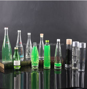 <span class=keywords><strong>Bouteille</strong></span> <span class=keywords><strong>en</strong></span> <span class=keywords><strong>verre</strong></span> de jus de 300 ml, eau <span class=keywords><strong>Evian</strong></span> de 330 ml - Product Image 1