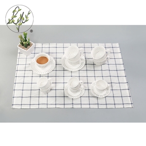 Llanura blanca de cerámica italiana ESPRESSO CAFÉ tazas y placa - Product Image 2