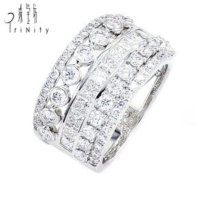 Venta caliente Anillos de moda de diamantes naturales personalizables para hombres Ajuste completo de diamantes Estilo de moda para fiestas - Product Image 2