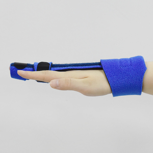 Ekstensi Dapat Diatur Pemicu Bidai Jari untuk Mengurangi Pengunci Jari Pelepas Nyeri Tendon Lentur Pereda Nyeri - Product Image 4