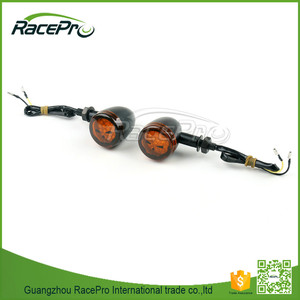 Lumière crânienne Indicateurs de signalisation de moto Feux clignotants pour <span class=keywords><strong>Harley</strong></span> Dyna Cafe <span class=keywords><strong>Racer</strong></span> - Product Image 1