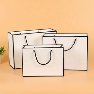 Logotipo personalizado impreso reciclado <span class=keywords><strong>tiendas</strong></span> al por menor llevar embalaje blanco de bolsas de papel con mango - Product Image 1