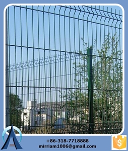 Cerca de doblez triangular del acoplamiento de alambre - Product Image 1