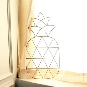 Fil métallique nordique doré en forme d'<span class=keywords><strong>ananas</strong></span>, décoration d'art mural pour la décoration de la maison - Product Image 1