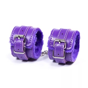 Розовые наручники для любителей игрушек с мехом - Product Image 3