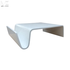 <span class=keywords><strong>Table</strong></span> basse latérale en bois courbé par placage central de bois de canapé de conception nordique moderne classique pour le salon