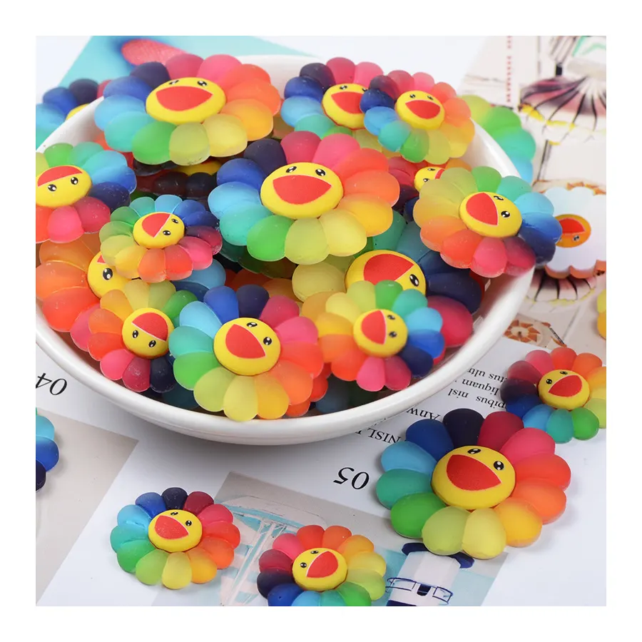 100 pcs Big Size of Sunflower Flat Resin Cabochons Slime Charms Mobile Phone Shell Decoration