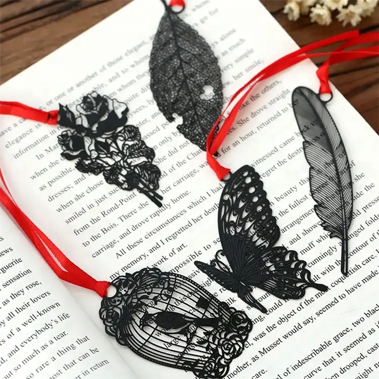 Pembatas Buku Logam Bulu Kupu-kupu Hitam Lucu DIY untuk Kertas Buku Barang Kreatif Alat Tulis Korea Cantik