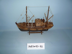 <span class=keywords><strong>Bateau</strong></span> de pêche <span class=keywords><strong>en</strong></span> <span class=keywords><strong>bois</strong></span> modèle 3 ensembles Antique vieux 42x13x38cm pêche crevettes crabe modèle de <span class=keywords><strong>bateau</strong></span> - Product Image 4