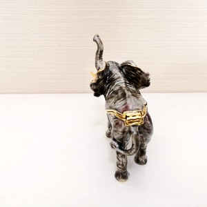Boîte à bijoux en métal éléphant en alliage d'étain plaqué or, peinte à <span class=keywords><strong>la</strong></span> <span class=keywords><strong>main</strong></span>, couleur grise, avec cristaux, pour cadeaux du Nouvel An - Product Image 4
