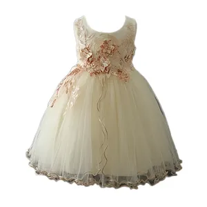 Toptan çocuk butik nakış tasarımları kurbağa çocuklar için çiçek kız elbise