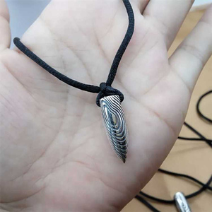 Le même style <span class=keywords><strong>film</strong></span> <span class=keywords><strong>Loup</strong></span> Guerriers 2 collier pendentif balle - Product Image 1