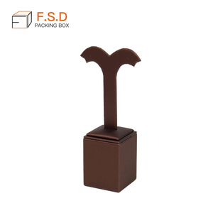 Café <span class=keywords><strong>personnalisé</strong></span> Pu Cuir <span class=keywords><strong>Boucle</strong></span> <span class=keywords><strong>D</strong></span>'<span class=keywords><strong>oreille</strong></span> Bijoux Présentoir - Product Image 4