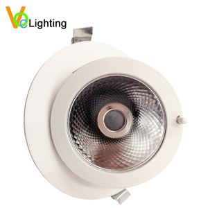 Faretto LED Moderno in Alluminio con Giunto Universale Regolabile, Alta Luminosità 30W, Design Anti-Riflesso - Product Image 4