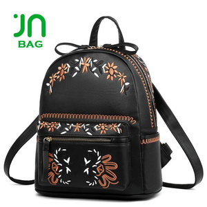 Zaino Floreale JIANUO per Donne NUOVO Zaino Casual in Pelle con Ricami per Ragazze Borsa Scolastica Nera - Product Image 1