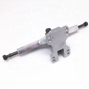 7.25 pouces 180 mm logo personnalisé impression alliage camion pour <span class=keywords><strong>longboard</strong></span> électrique skateboard peint couleur effet métal - Product Image 5