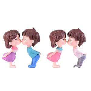 Mini Resin The Kissing Boy and Girl Miniature Plant Pots/Bonsai Craft Micro Landscape DIY Decor resin