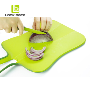 <span class=keywords><strong>Planche</strong></span> à découper <span class=keywords><strong>pliable</strong></span> pour légumes, en plastique PP polyvalent pour cuisine, pieds antidérapants, 1 pièce - Product Image 3