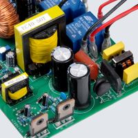 Chargeur onduleur à onde sinusoïdale modifiée 1500W monophasé 12V/24V DC 110V/230V AC