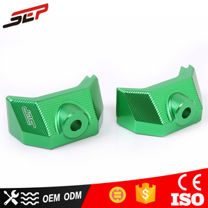 Para <span class=keywords><strong>Kawasaki</strong></span> Z800 z800 2013 2014 <span class=keywords><strong>2015</strong></span> Z <span class=keywords><strong>800</strong></span> Accesorios de La Motocicleta CNC Eje Trasero Tenedor Cadena de Bloques De Ajuste - Product Image 1