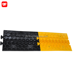 फैक्टरी आउटलेट प्लास्टिक सड़क कूबड़ गति ब्रेकर कूबड़ - Product Image 4