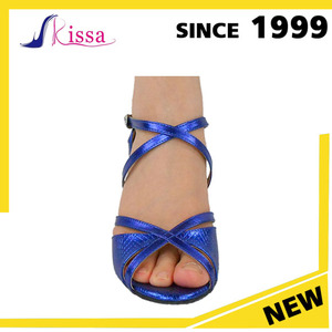 mayor azul brillante Material de serpiente mujeres <span class=keywords><strong>zapatos</strong></span> de tacón alto rendimiento del salón de <span class=keywords><strong>baile</strong></span> <span class=keywords><strong>zapatos</strong></span> de <span class=keywords><strong>baile</strong></span> latino - Product Image 4