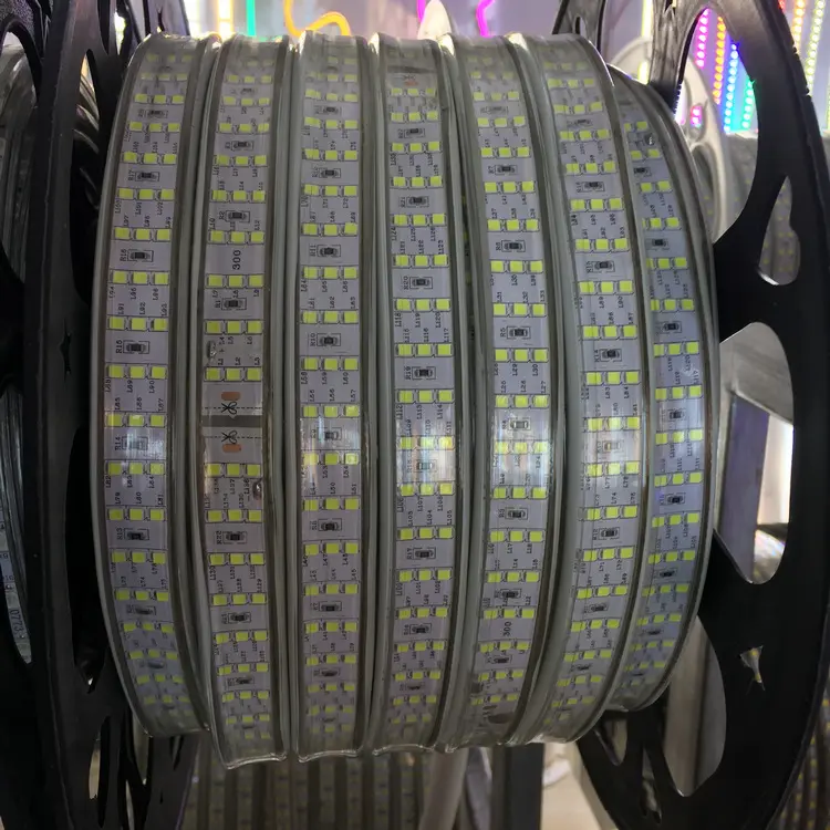 DC110v 220 V 230 V led light strip SMD2835 คู่แถว 3 แถวกันน้ำ 276 leds/m strip 100 m สำหรับโครงการ