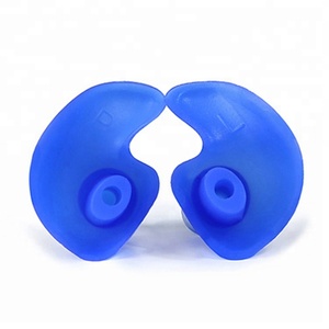Une paire de Bouchons d'oreille en silicone imperméable de couleur noire pour les sports de natation - Product Image 4