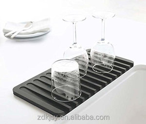 Tappetino di essiccazione per piatti <span class=keywords><strong>in</strong></span> <span class=keywords><strong>Silicone</strong></span> all'ingrosso Flume pieghevole tappetino drenante antiscivolo <span class=keywords><strong>sottopentola</strong></span> per bancone cucina - Product Image 1