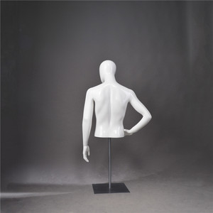 Maniquí de Busto Masculino para Exhibición de Camisetas Deportivas Económicas - Product Image 4