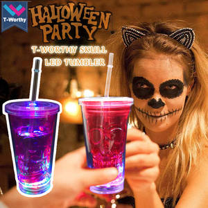 Gobelet à jus clignotant à LED pour fête d'Halloween en <span class=keywords><strong>verre</strong></span> et matériau PS <span class=keywords><strong>avec</strong></span> tasse à <span class=keywords><strong>paille</strong></span> à LED - Product Image 5