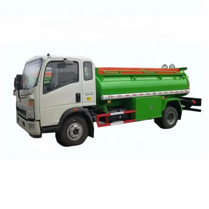 HOWO 4X2 Truk Tangki Bahan Bakar Diesel Pompa Bahan Bakar 5000 Liter Tangki Bahan Bakar Truk untuk Dijual