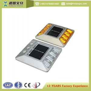 Manufacturing companies in china ip68 led road stud traffic safety solar led road stud