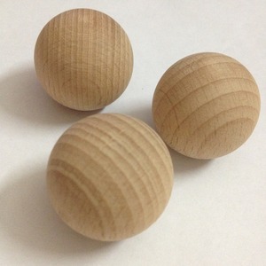 Bola <span class=keywords><strong>de</strong></span> <span class=keywords><strong>Madera</strong></span> <span class=keywords><strong>de</strong></span> Haya Redonda <span class=keywords><strong>de</strong></span> <span class=keywords><strong>30</strong></span> <span class=keywords><strong>mm</strong></span>, Bien Pulida, Hecha a Mano, para Artesanía - Product Image 4