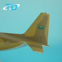 Toptan zanaat malzemeleri C-130 1:100 30cm askeri uçaklar iyi iş hediye hava kuvvetleri uçak modeli