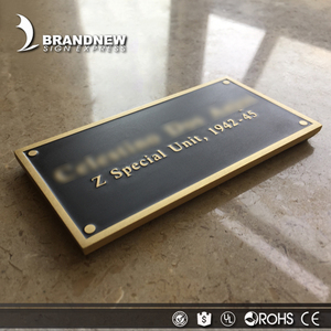 Plaques nominatives personnalisées, en laiton et métal tissé professionnel, pièces - Product Image 3