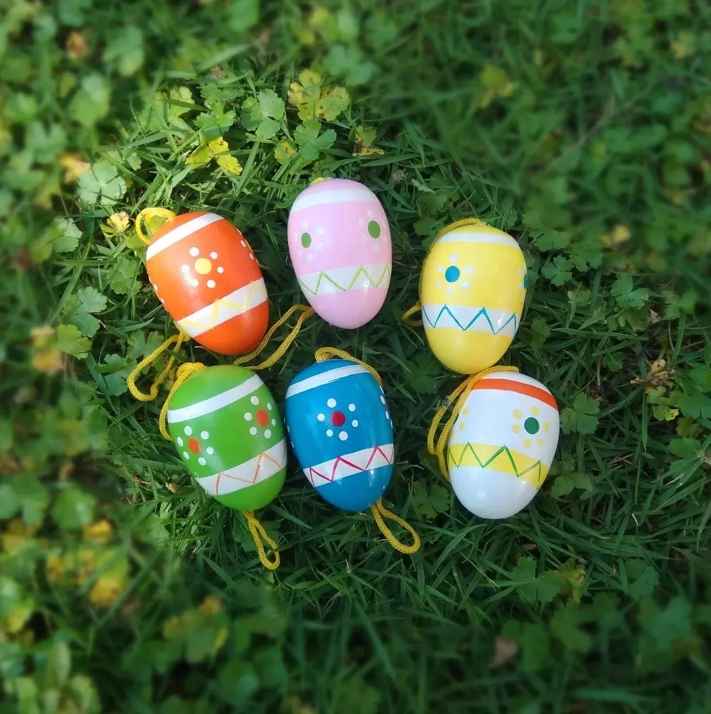 Commercio all'ingrosso decorative colorate uova di pasqua ornamenti di legno per il regalo