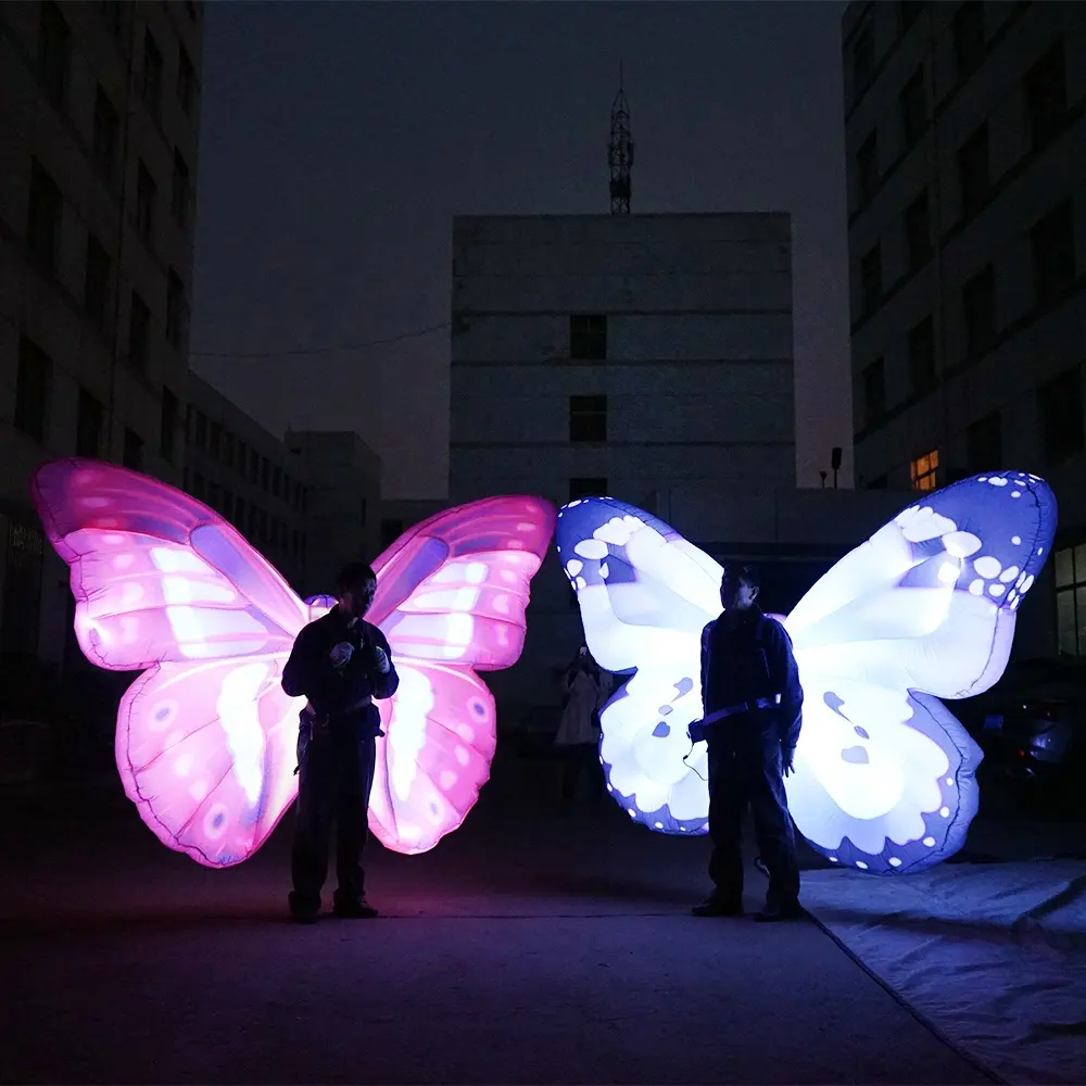 클럽 당 사건을 위한 LED 빛으로 거는 장식적인 팽창식 비행 나비 마스코트 팽창식 백색 나비 복장