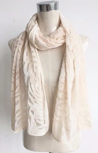 高品质ファッション女性赤ベルベットバーンアウトスカーフ - Product Image 6