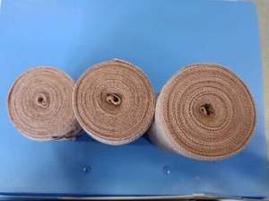 Bandage élastique médical court extensible à faible compression - Product Image 5