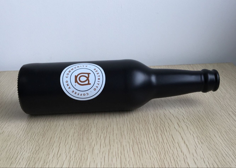 330ML Glass Bright Black Beer Bottle Wine bottles Juice bottles With Customized Printing