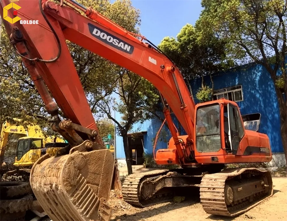 تستخدم مجرفة من شركة Doosan DH300LC-7/كورية الصنع Doosan في شنغهاي/doosan DH300-7 حفارة