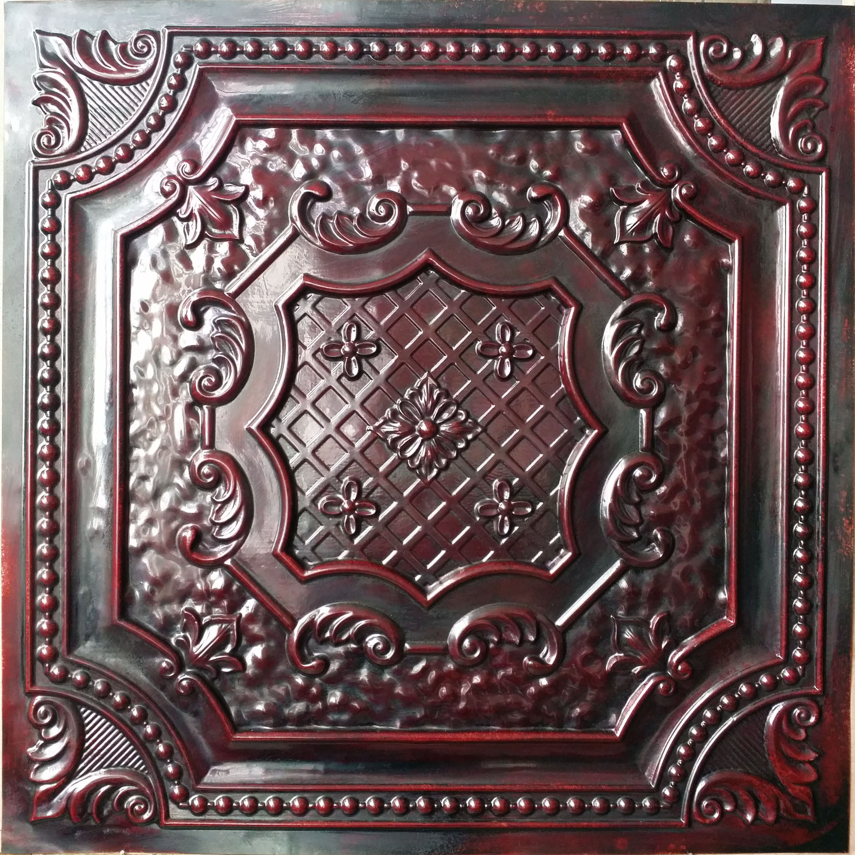 Legno rosso invecchiato