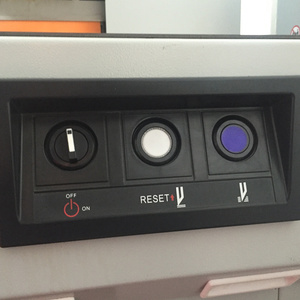 Mesin Pemotong Kertas Presisi dengan Kontrol Program untuk Pemotongan Kertas Offset - Product Image 6