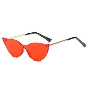10252 Superhot Gözlük 2018 Moda Cateye Şeker güneş gözlüğü Tek parça Lens Shades Eğilimleri Kadınlar Kedi Göz Güneş Gözlüğü