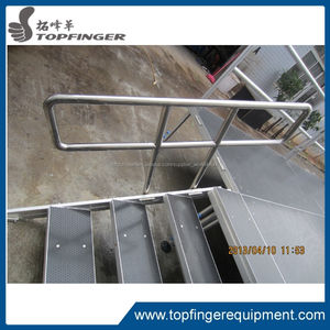 Tfr 2015 del precio de fábrica 2 m * 1 m Popular Red Carpet aluminio etapa de la boda con escaleras - Product Image 4