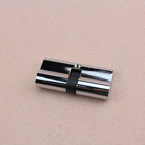 Euro Standard 70mm <span class=keywords><strong>cilindro</strong></span> serratura <span class=keywords><strong>con</strong></span> 3 tasti cromato luminoso biadesivo profilo - Product Image 6
