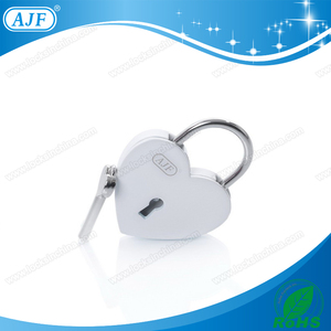 TUV pasado AJF 2016 <span class=keywords><strong>el</strong></span> más nuevo producto popular de brillante color blanco deseo love lock corazón, Liebesschloss, cadenas - Product Image 1